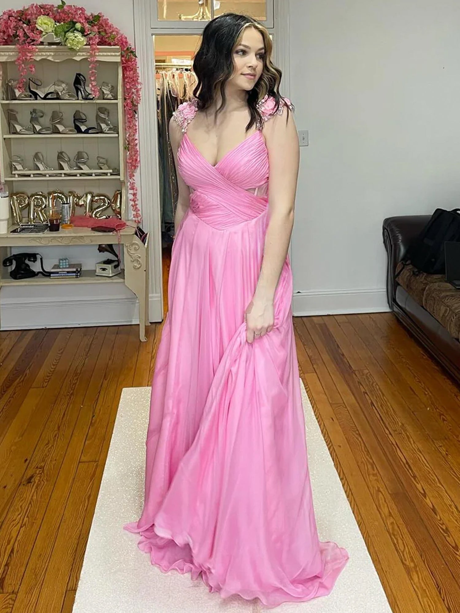 Iona | Robe de bal longue trapèze en mousseline rose plissée 