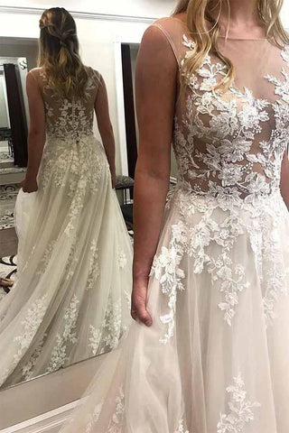 Vestidos de novia de encaje marfil con apliques transparentes y cola de corte WD296