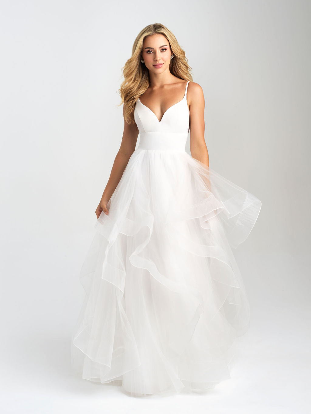Vestido de fiesta largo con espalda descubierta y tul VMP39