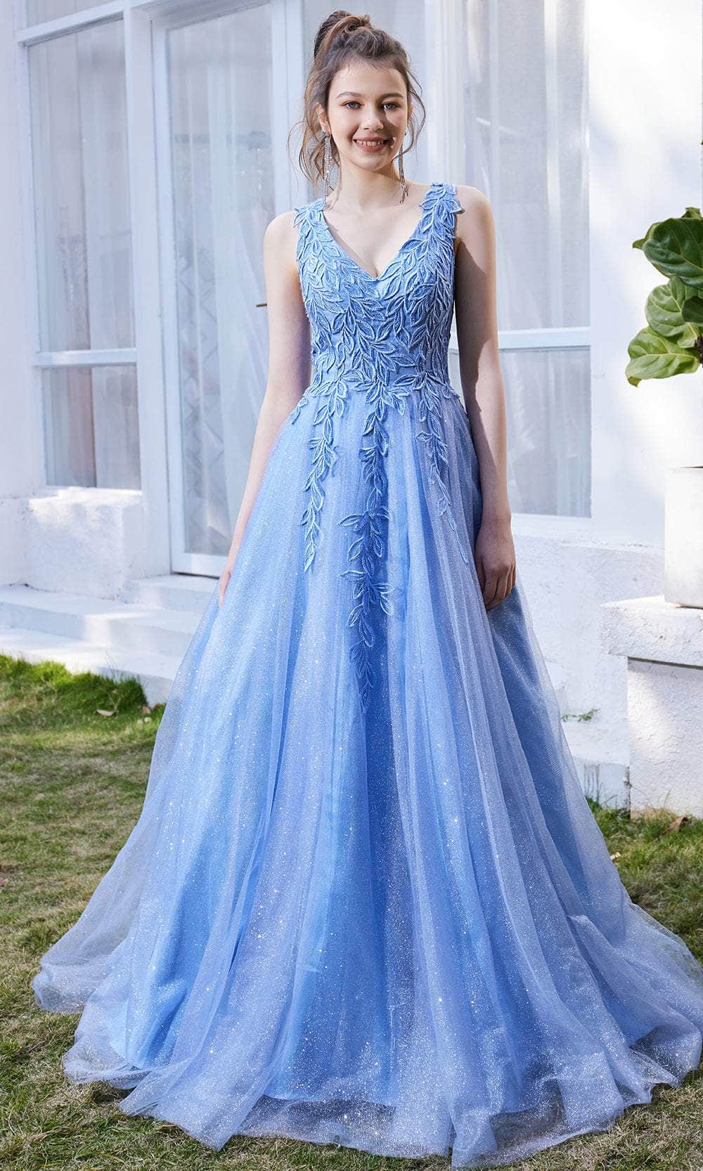 Robe longue trapèze sans manches à col en V