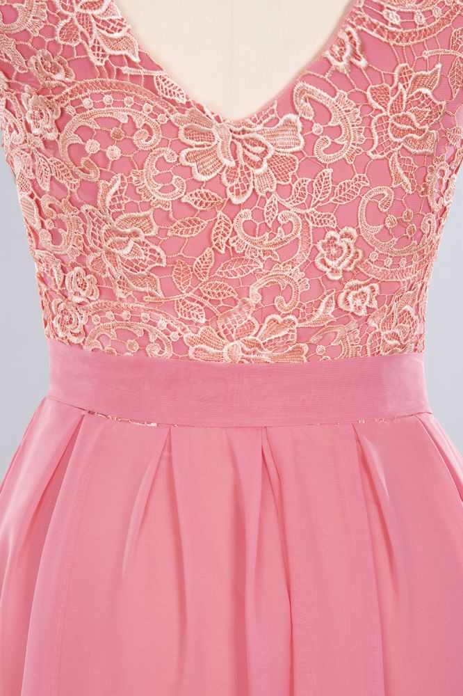 Robes de bal simples en dentelle florale à volants et bijoux | Robes de soirée corail sans manches de coupe trapèze