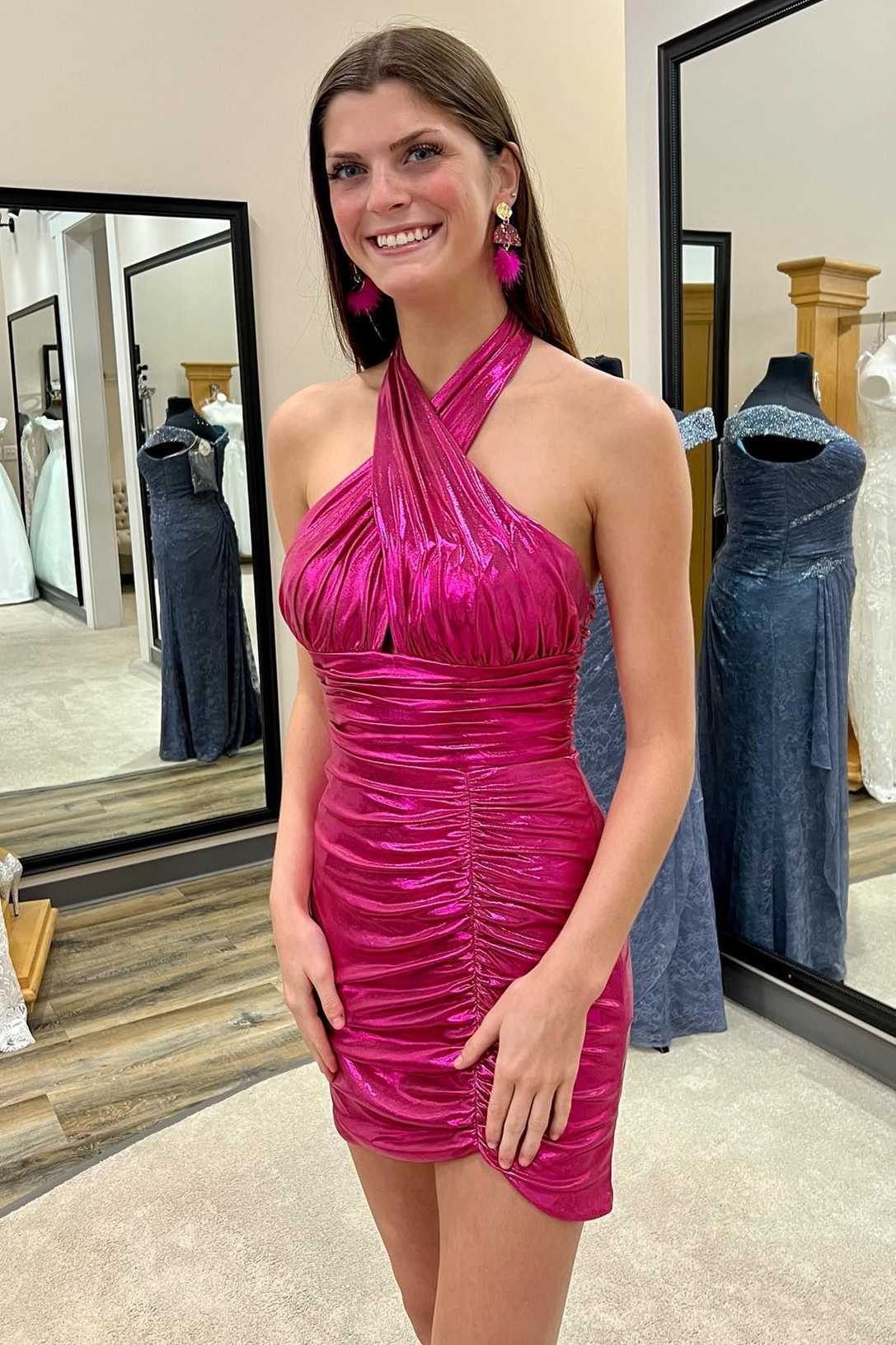 Robe de soirée courte à dos nu et froncée