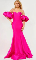 Robe de bal en satin à épaules dénudées