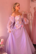 Kylena | Robe de bal bustier en tulle lavande, coupe trapèze, ornée de fleurs 3D