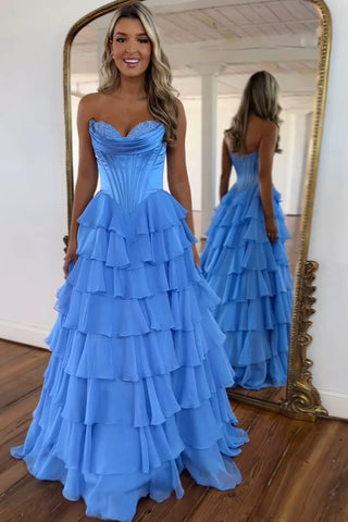 Vestido de fiesta largo de gasa con escote corazón, corte en A, volantes y corsé, con abertura