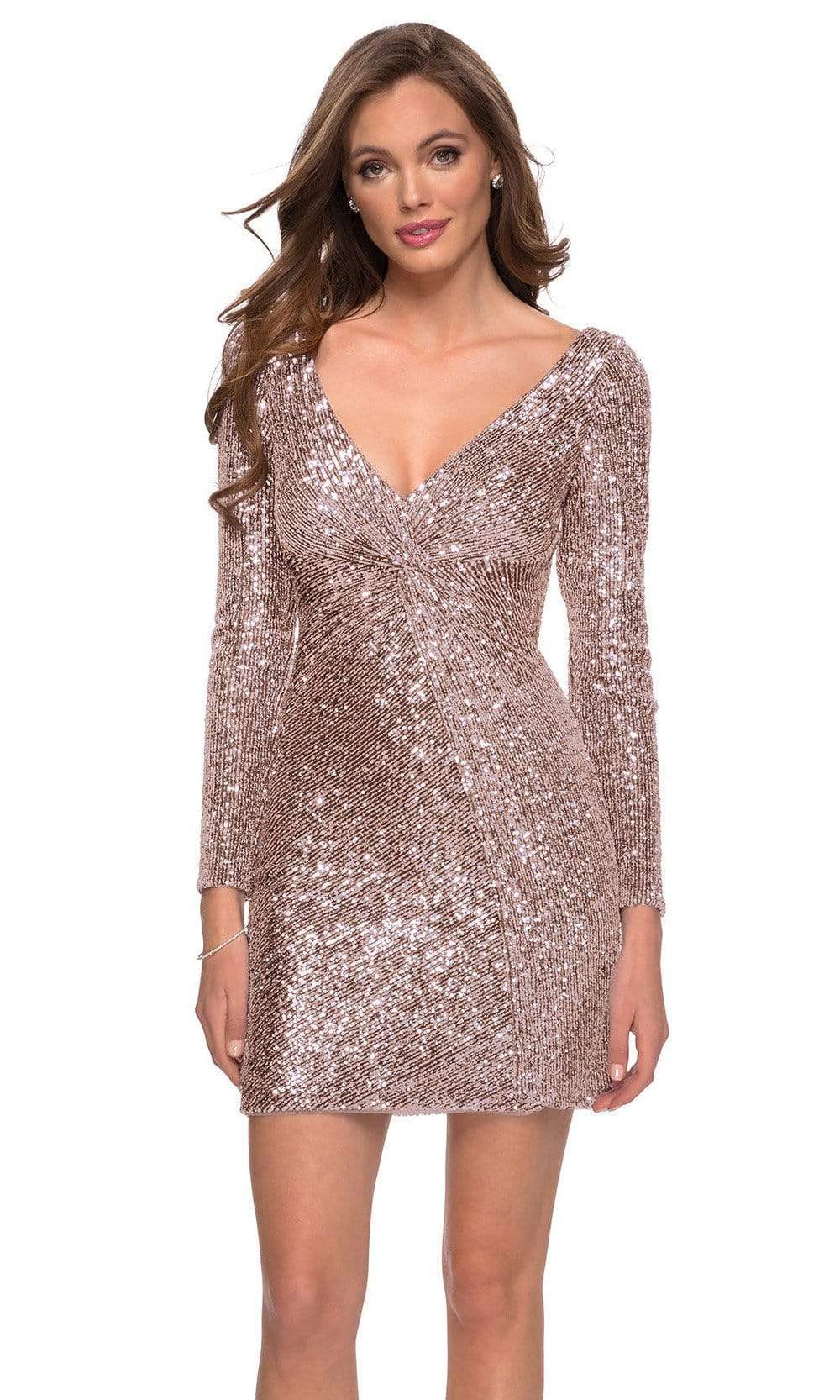 Robe de cocktail à sequins à décolleté plongeant et manches longues