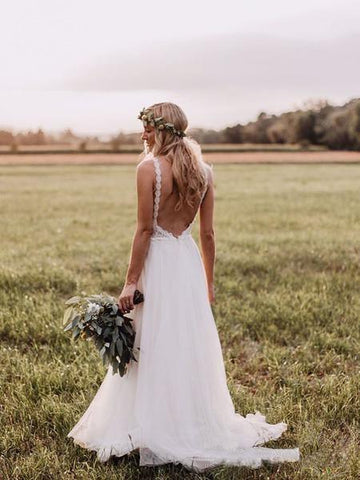 Vestido de novia minimalista con corpiño de encaje, falda de tul y espalda descubierta WD439 