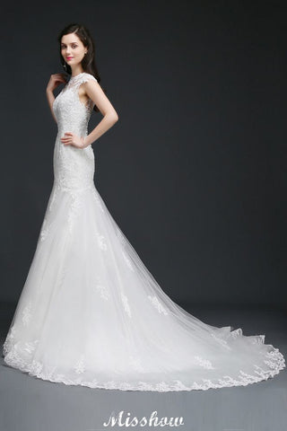 Vestido de novia elegante de sirena con encaje y joyas