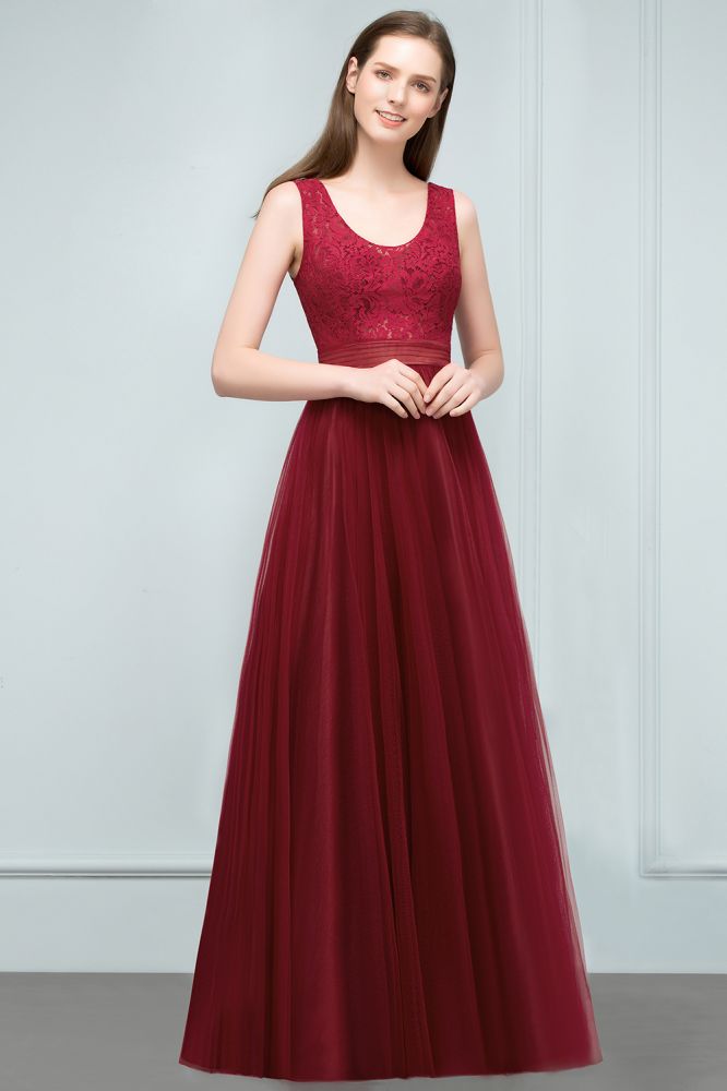 Robe de bal longue sans manches en tulle bordeaux à décolleté rond et haut en dentelle