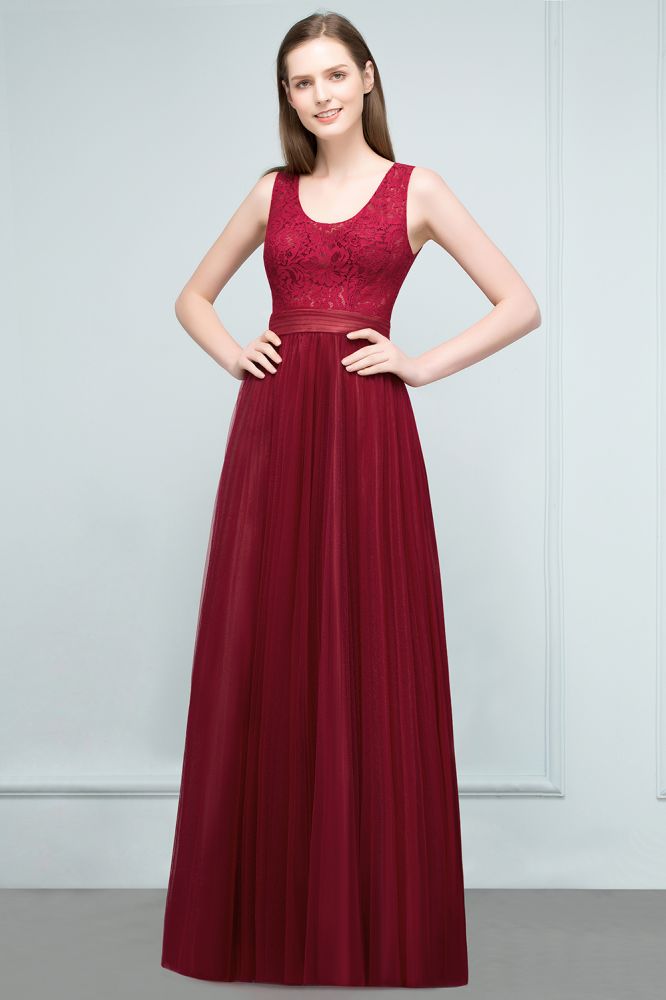 Robe de bal longue sans manches en tulle bordeaux à décolleté rond et haut en dentelle