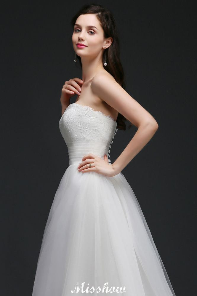 Robe de mariée blanche en tulle, coupe trapèze, sans bretelles, en dentelle et tulle
