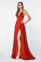 Robe en satin trapèze à col en V