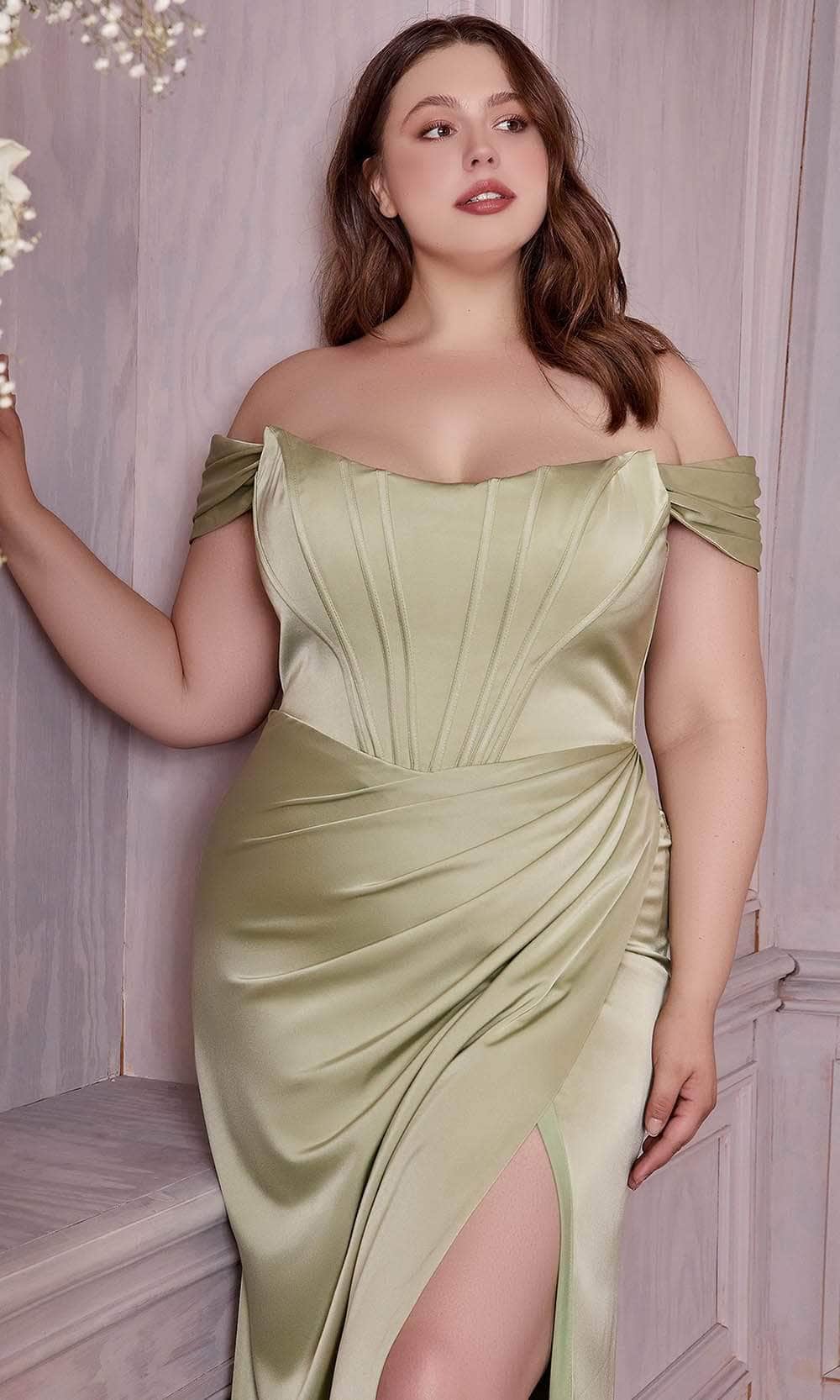 Robe corset en satin souple