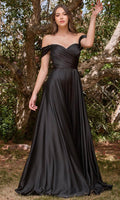 Robe de soirée en satin à décolleté cœur
