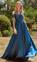 Robe de soirée en satin à décolleté cœur