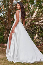 Robe trapèze en satin à col bénitier