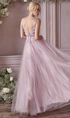 Vestido de graduación con apliques florales