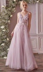 Vestido de graduación con apliques florales