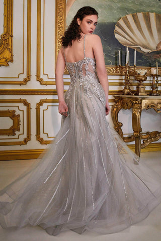 Vestido largo de fiesta de corte A con apliques