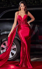 Vestido de graduación con detalle de fajín