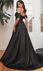 Robe de bal longue en satin à épaules dénudées