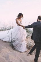 Robe de mariée d'extérieur en tulle à volants et dentelle, col en V, référence WD469