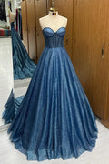 Leon | Robe de bal longue bleu marine à sequins et perles, décolleté cœur, coupe trapèze