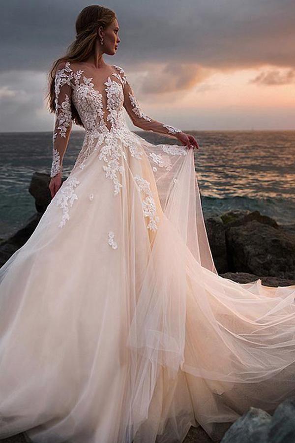 Vestido de novia playero de tul color marfil con mangas largas de encaje ilusión WD532
