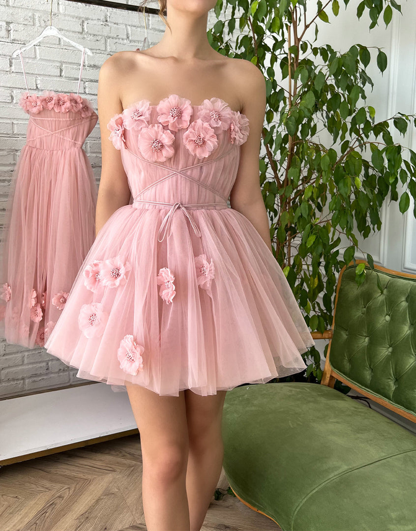Vestido corto de corte A para baile de bienvenida con flores hechas a mano