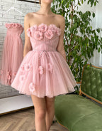 Vestido corto de corte A para baile de bienvenida con flores hechas a mano