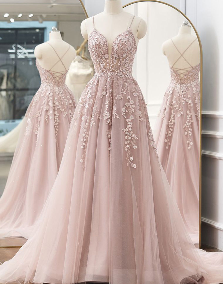 Vestido de fiesta de tul con tirantes finos, corte en A y apliques