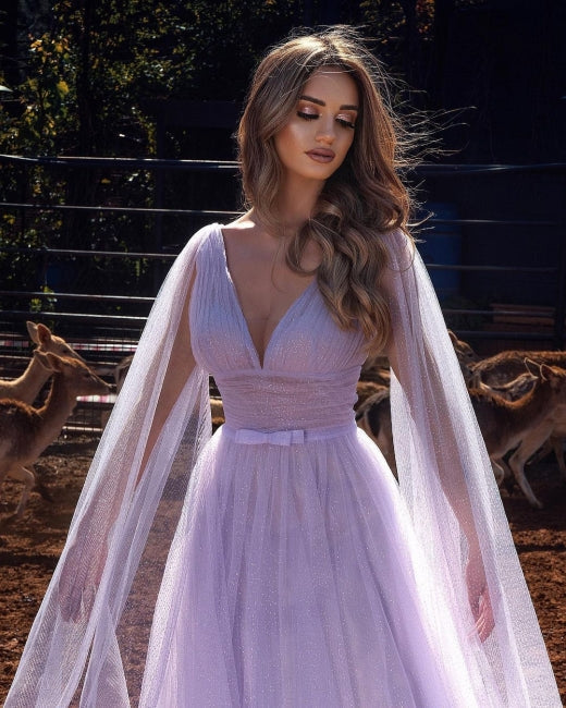 Robe de bal lilas trapèze longue à col en V et manches longues ornée de paillettes