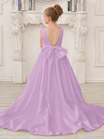 Vestido de niña de las flores de satén sin mangas, corte princesa, con cola y lazo. 