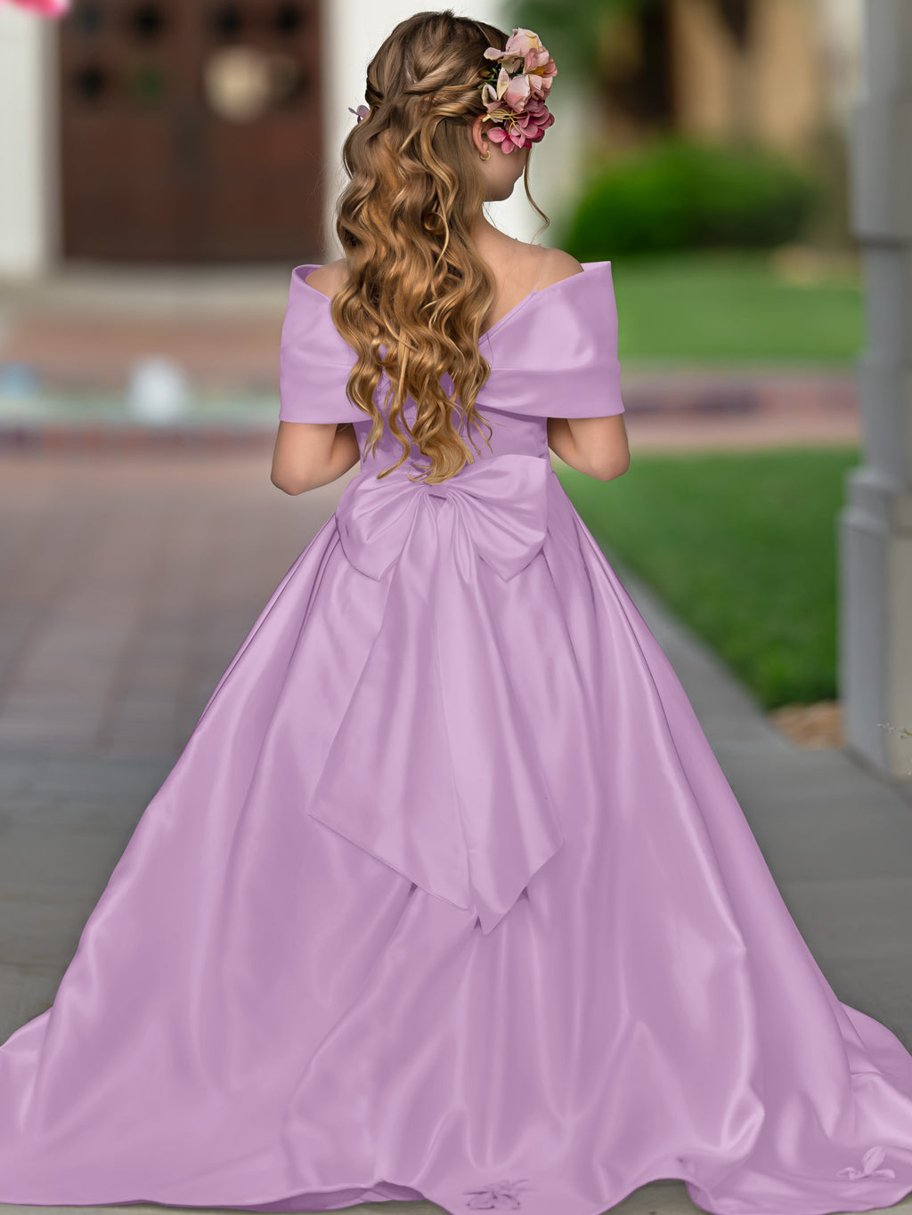 Robe de bal princesse élégante en satin ivoire avec traîne et nœud pour demoiselles d'honneur 