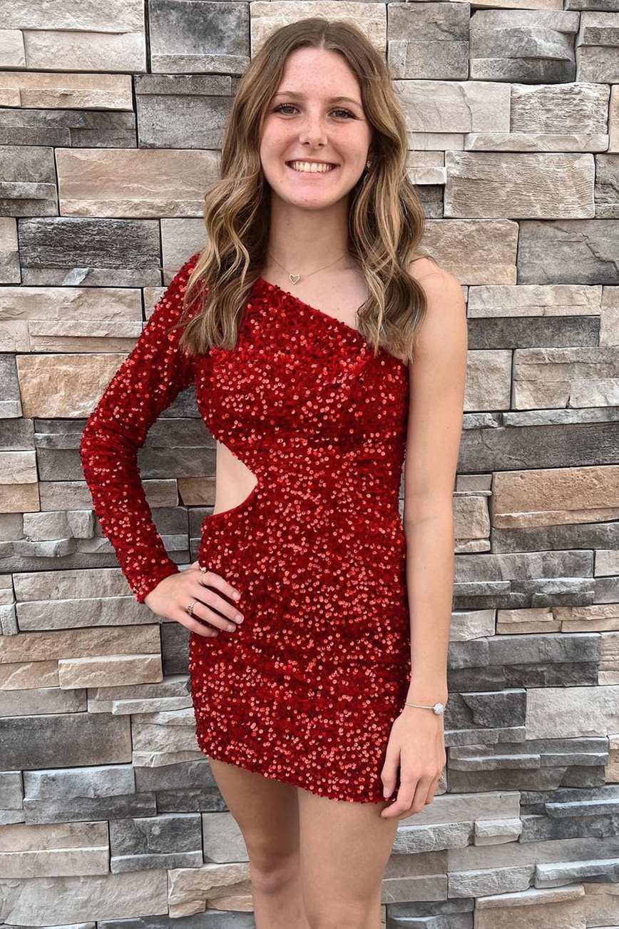 Robe de bal courte à une manche et découpe à paillettes