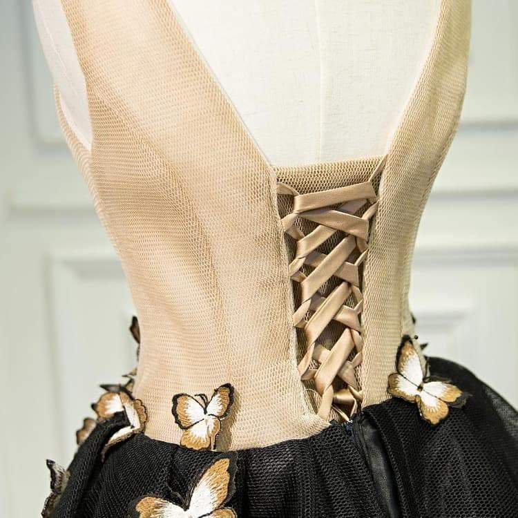 Robe de bal courte noire à col en V et motif papillon PD397