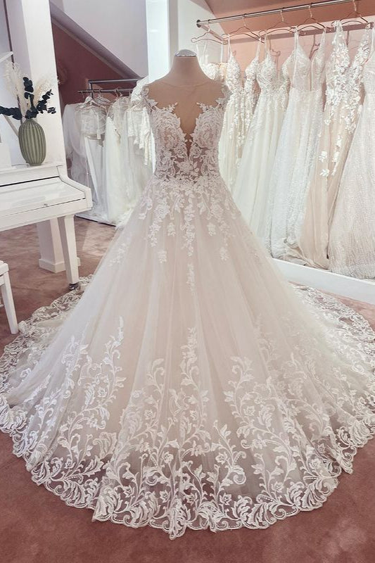 Vestido de novia largo de corte A con apliques de encaje y escote corazón en tul