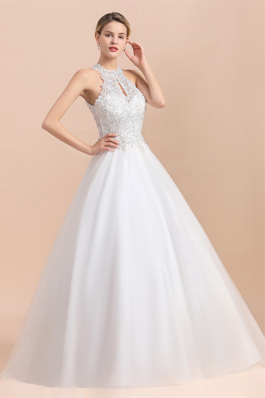 Vestido de novia largo de corte A, sin mangas, con apliques de encaje y lentejuelas, escote halter y apliques de encaje.