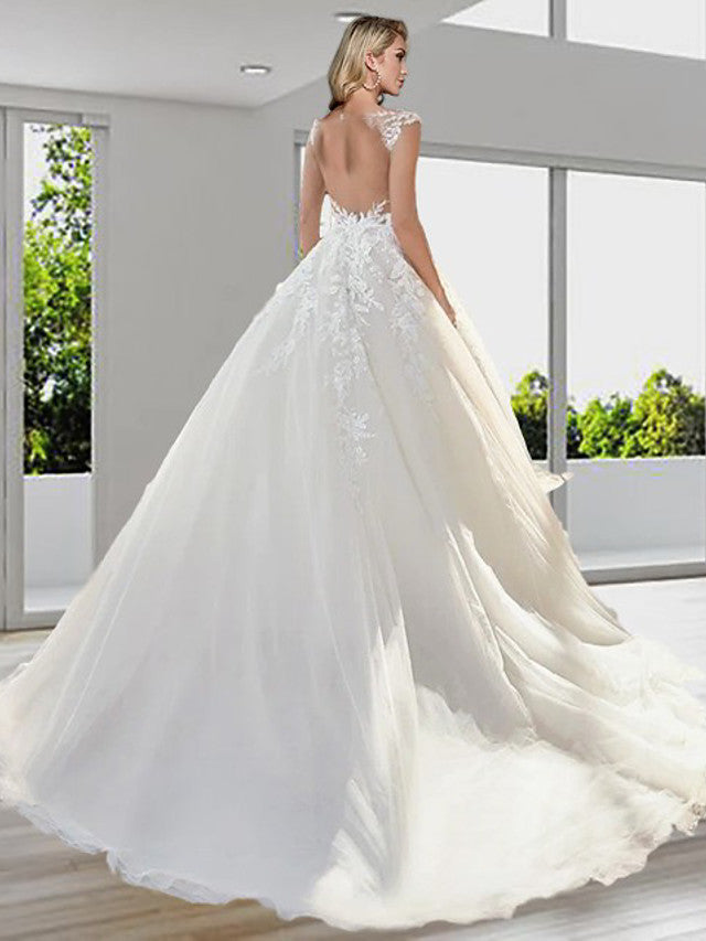 Robes de mariée longues en dentelle et tulle, col bijou, traîne balayée, dos nu, coupe trapèze
