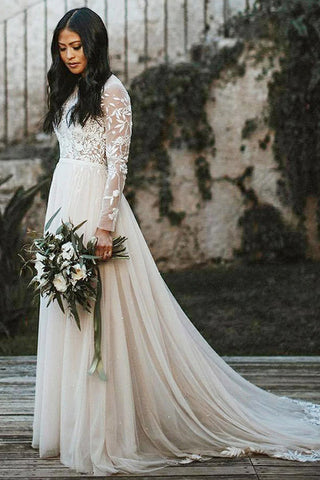 Vestido de novia largo de tul con escote redondo y corte en A, de encaje, con mangas.