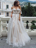 Vestidos de novia largos de tul y encaje con corte en A y hombros descubiertos