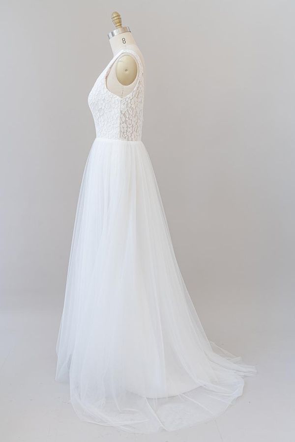 Vestido de novia largo de corte A, espalda descubierta, escote en V, encaje y tul
