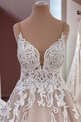 Robe de mariée longue trapèze en tulle à sequins et fines bretelles spaghetti ornée d'appliques en dentelle