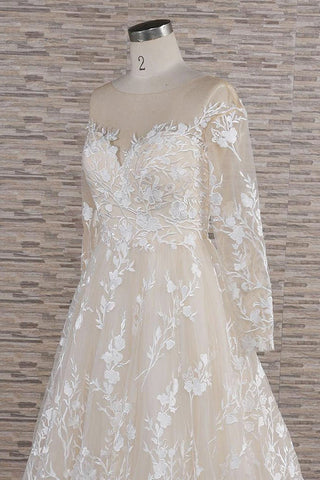 Vestido de novia largo de corte A, escote corazón, apliques de tul y mangas con mangas