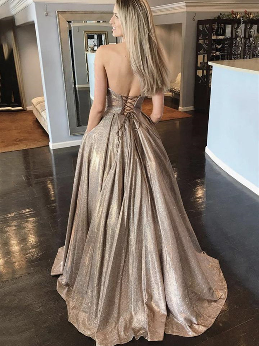 Robe de bal longue trapèze dos nu en forme de cœur, à paillettes et poches