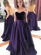 Vestido de graduación largo de satén con escote corazón, espalda descubierta y corte en A. Vestidos de noche formales de terciopelo con bolsillos.