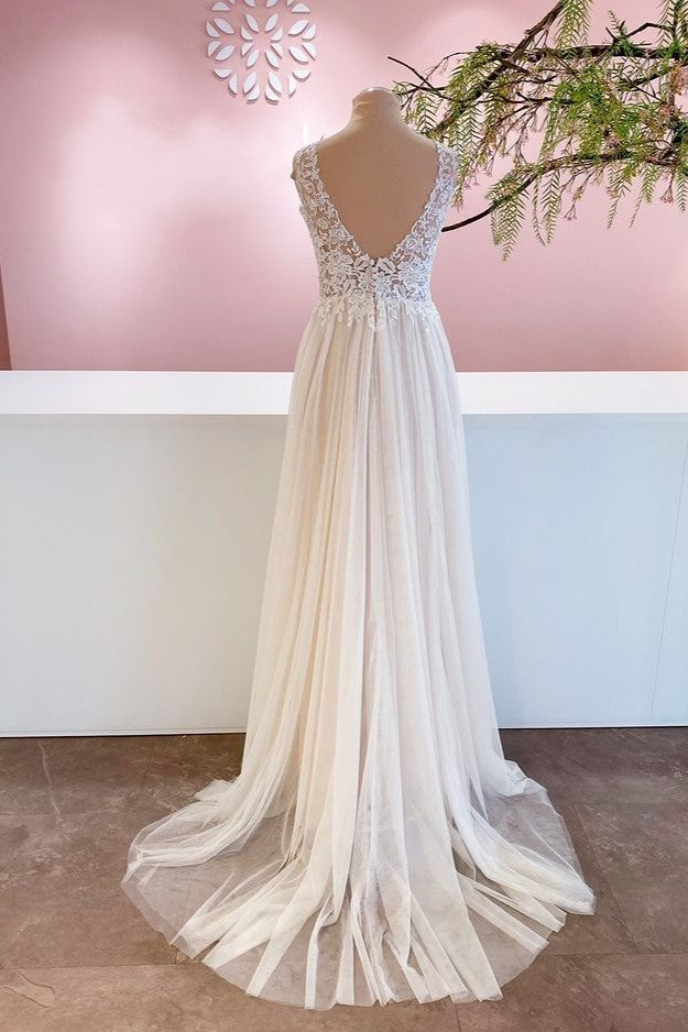 Vestido de novia largo de corte A, escote corazón, tul sin espalda y encaje floral