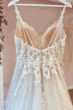 Vestido de novia largo de corte A con tul, escote corazón, apliques de encaje y vestido de novia
