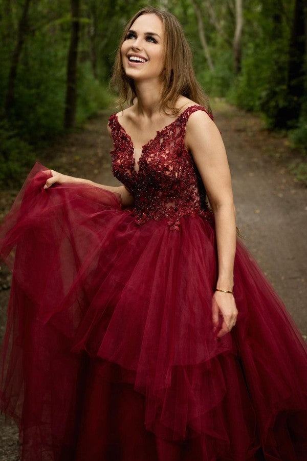 Long A-line V-neck Appliques Lace Backless Tulle Prom Dress