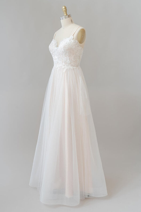Vestido de novia largo de corte A con escote en V, apliques, encaje y tul, sin espalda